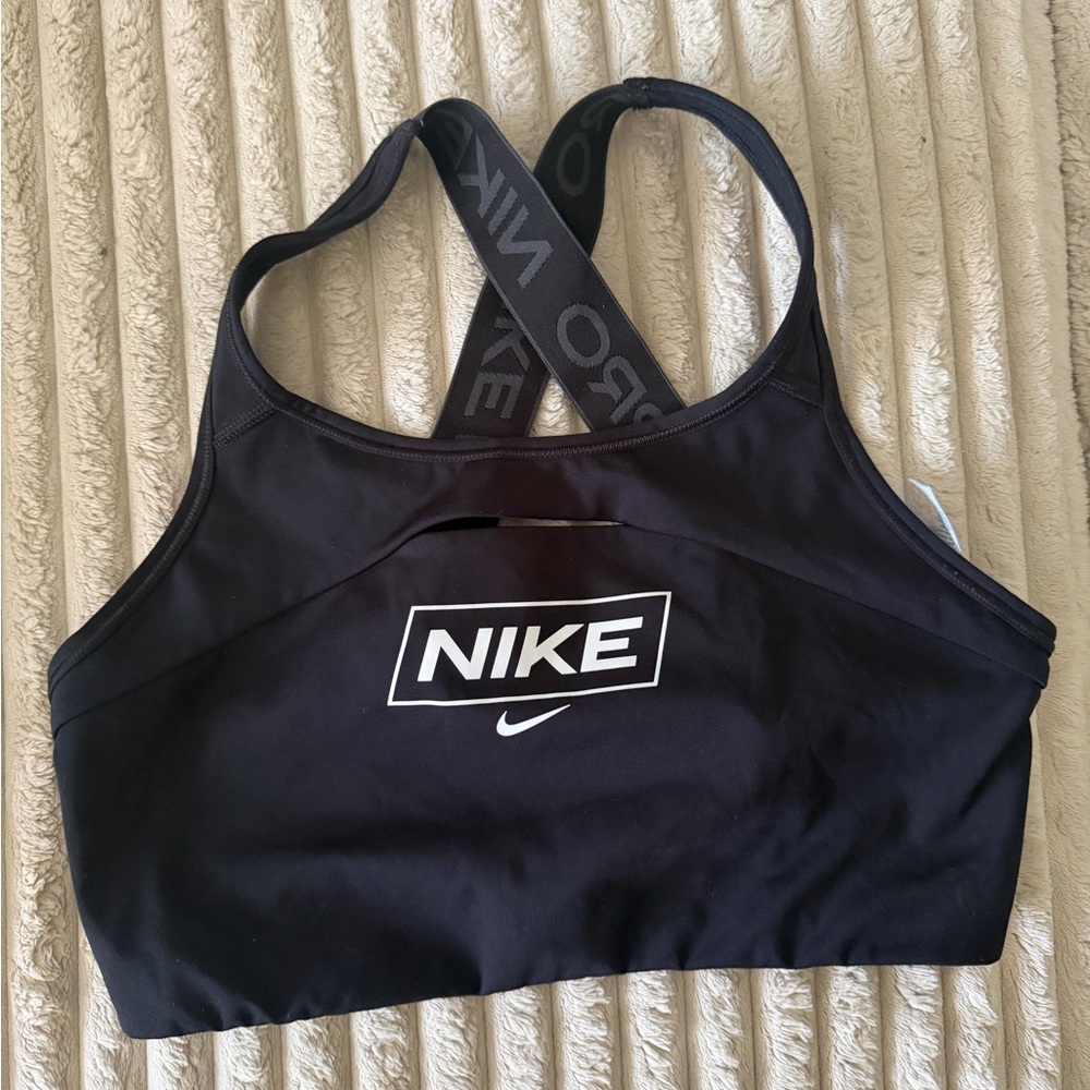 Nike Women's Black and Gray Sports Bra